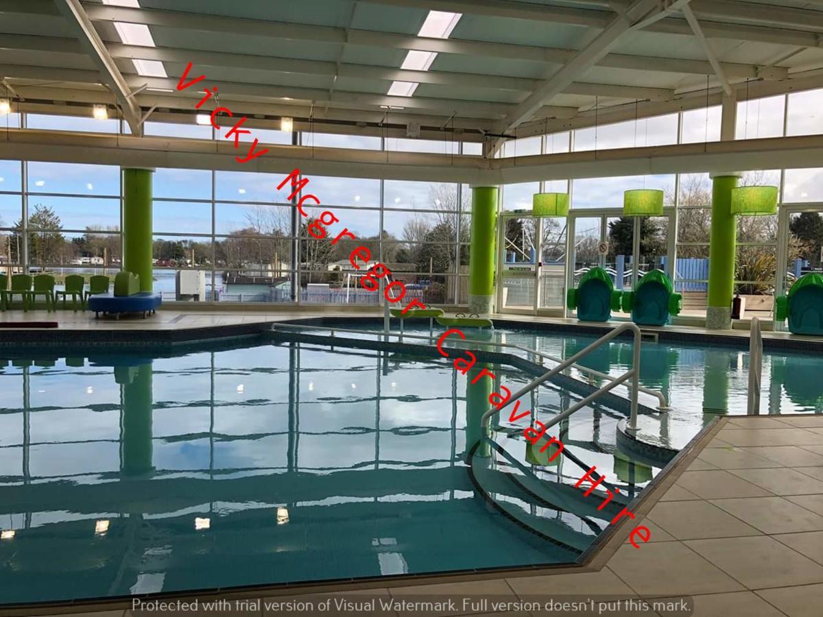 فندق Berwick Upon Tweedفي  Haggerston Castle Tower Lawn Hire المظهر الخارجي الصورة